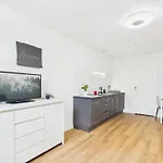 Apartman Superapart Obywatelska 42 - Near Pkp Ursus Polnocny Varsó