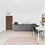 Superapart Obywatelska 42 - Near Pkp Ursus Polnocny Apartman *