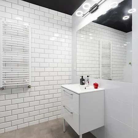 Superapart Obywatelska 42 * Varsóvia