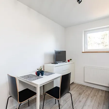 Superapart Obywatelska 42 * وارسو