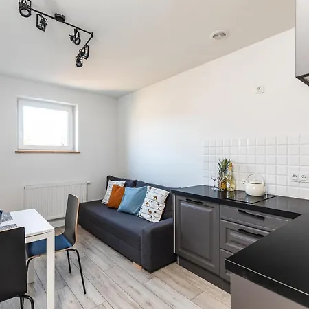 アパート Superapart Obywatelska 42 ワルシャワ