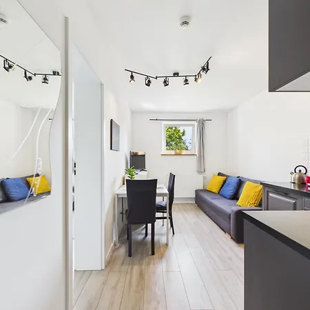 Apartamento Superapart Obywatelska 42 - Near Pkp Ursus Północny Varsovia