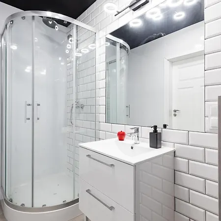 Superapart Obywatelska 42 * Varşova